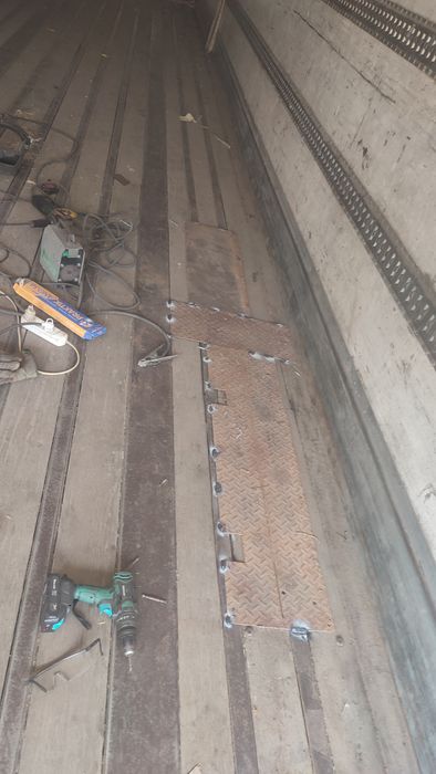 Сварка глушителя .замена порогов.покраска.сварка кузова