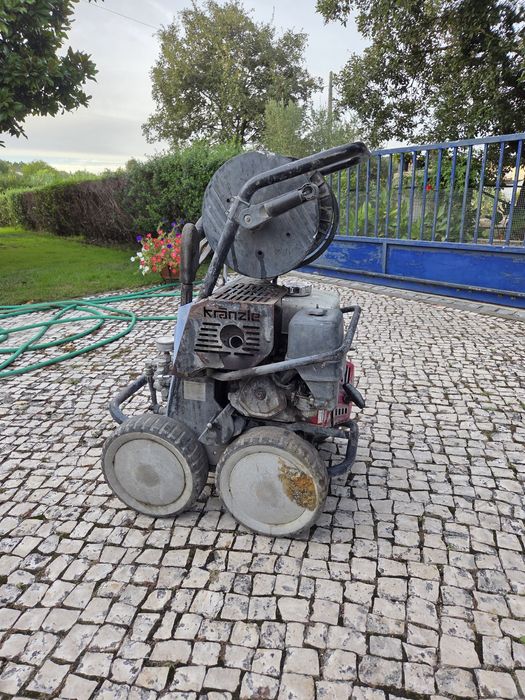 Máquina de lavar à pressão Kranzle - 240 bar - Gasolina