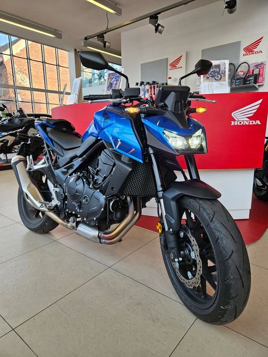 Honda Hornet 750 Niebieska Perła Demonstracyjny --Dostępny od ręki w salonie--