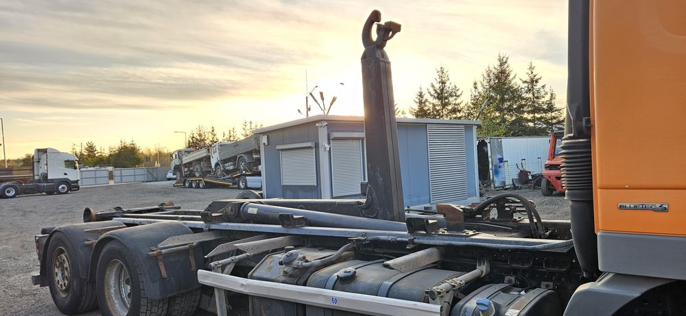 Urządzenie hakowe Multilift hakowiec Meiller VDL