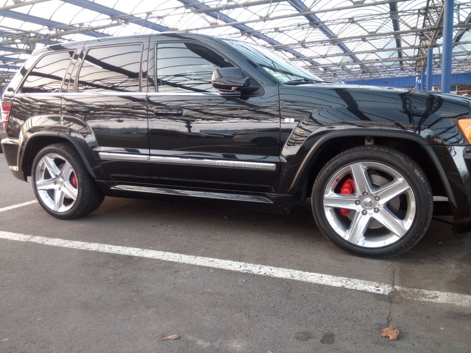 Jeep Grand cheeroke srt8