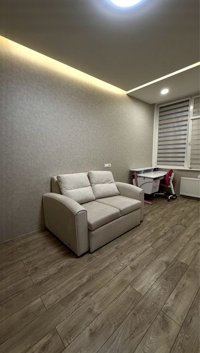 2к Квартира на Таїрова