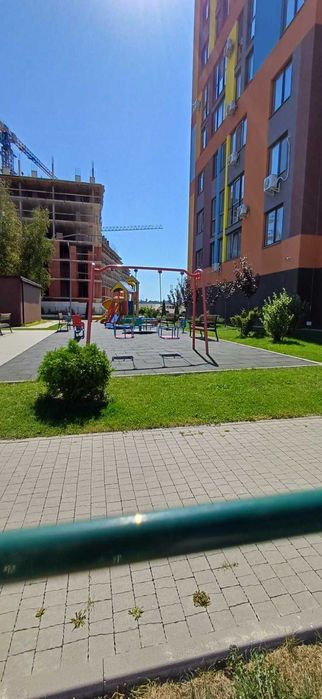 Продаж 2 к. квартири  в сучасному житловому комплексі River City.