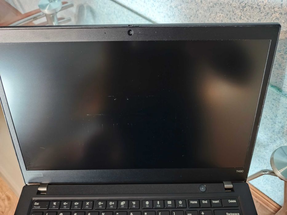Laptop Lenovo T490 i5 Win11 super bateria ok 12h