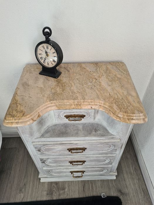 Mobília de quarto  em Cerejeira