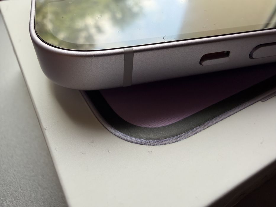 iPhone 14 Apple