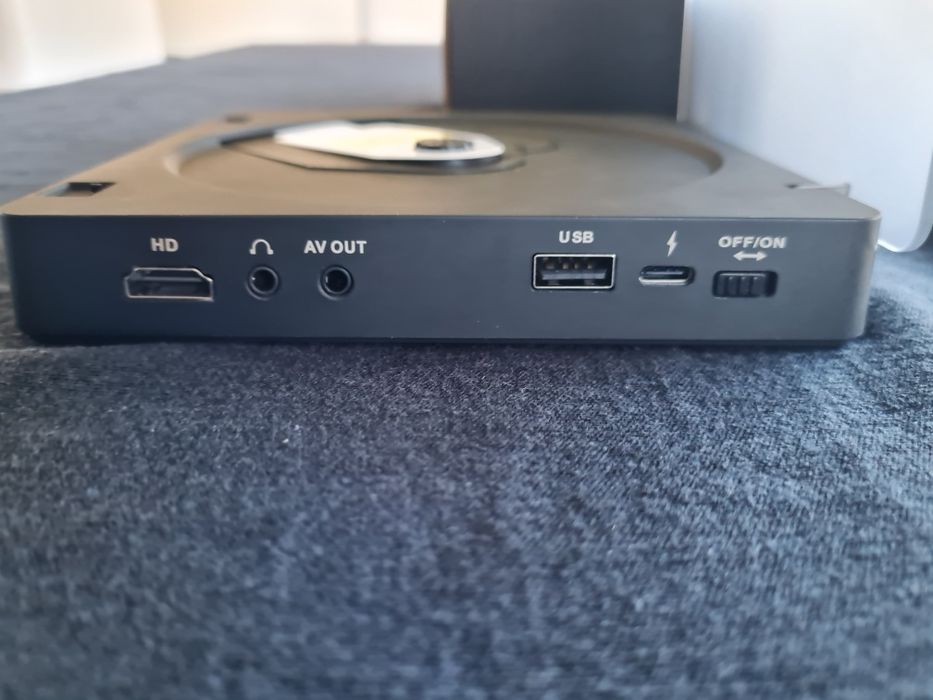 Leitor de DVD portátil