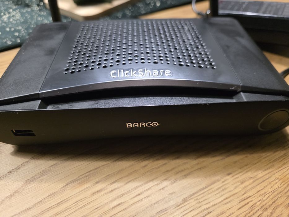 Barco clickshare CSE-200  Transmiter