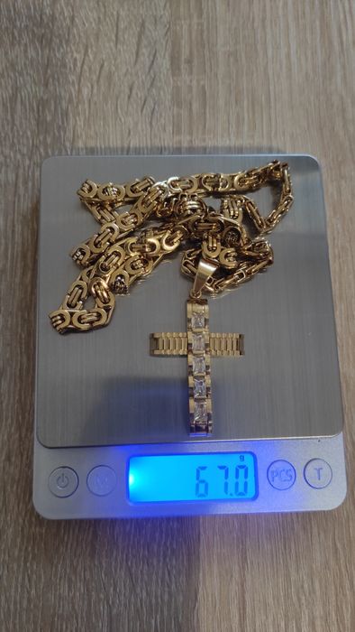 Złoty łańcuszek królewski z dużym krzyżem Idealny na prezent Okazja