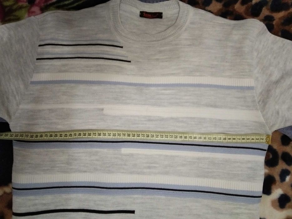 Свитера демисезонные р. М-L (46), хорошее состояние