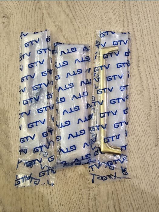 Uchwyty meblowe do mebli złoto szczotkowane 160