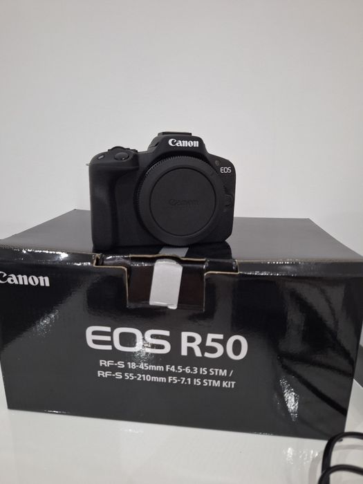 Canon r50 +acessórios Negociavel