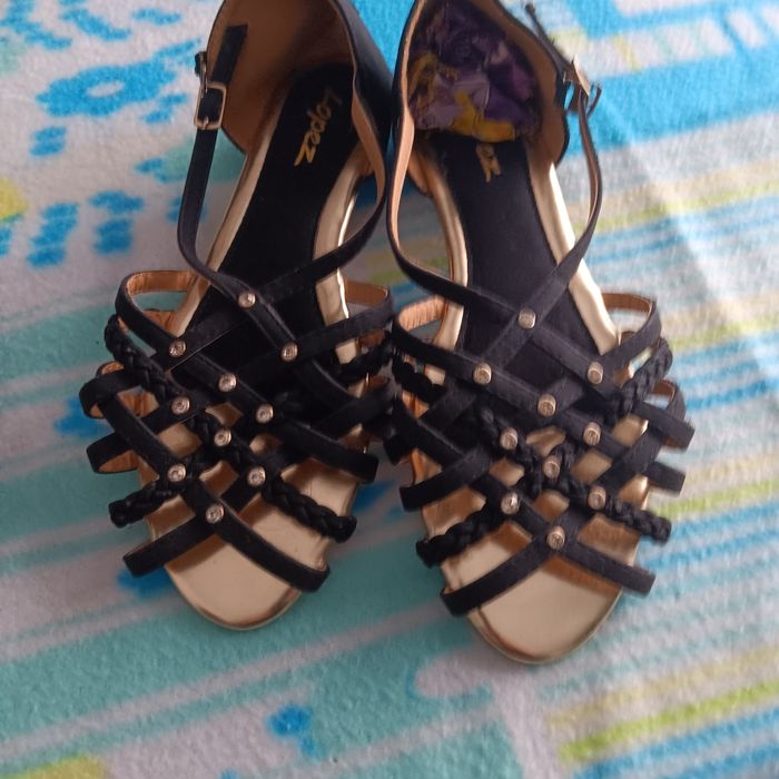 Sapatos fresquinhos para senhora