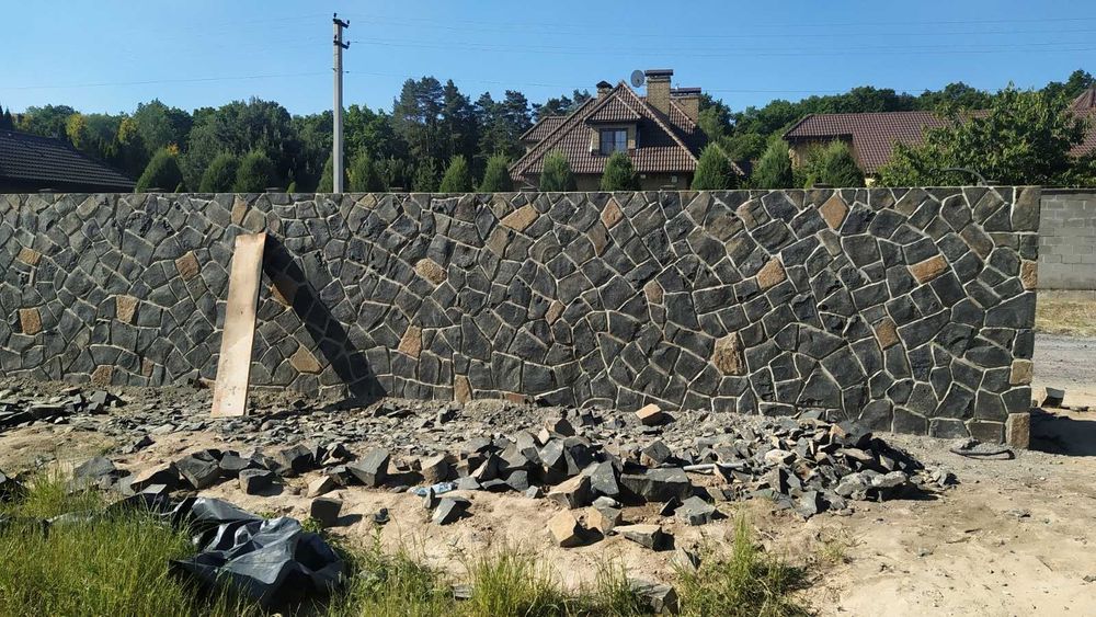 Виконую роботи з Кладки каменю