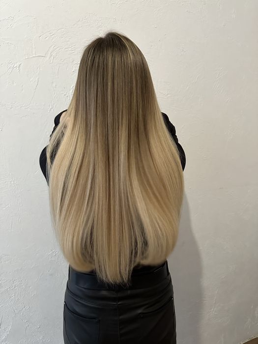 Przedłużanie i zagęszczanie włosów / koloryzacja