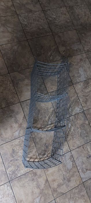 Suporte para guarda fatos para roupa t-shirts