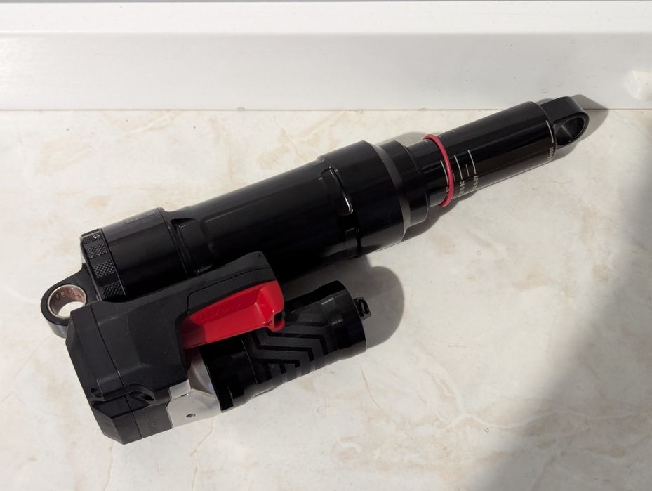 Rock Shox Super Deluxe Flight Attendant (Axs, sram, аморт