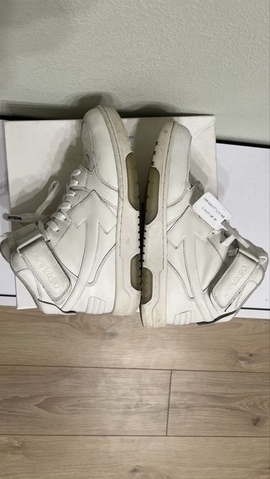 Off white mid 41
