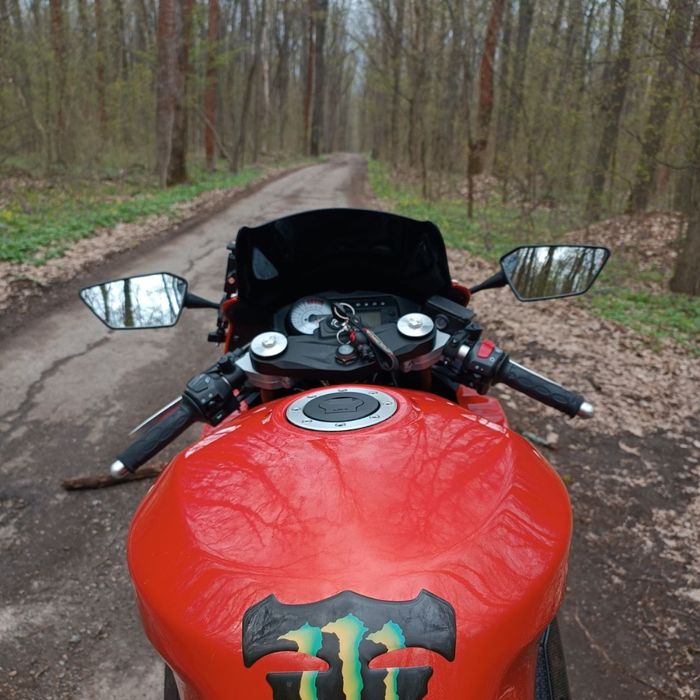 Мотоцикл Hyosung gt250r
