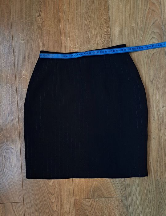 Женская черная базовая короткая юбка