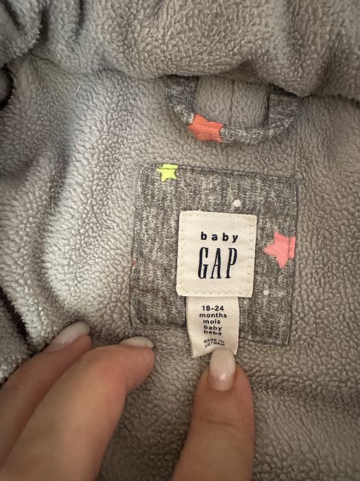 Комбінезон Gap на 18-24 м , стан ідеальний