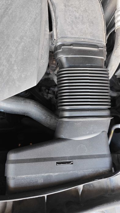 Впускний канал(лівий) Mercedes A2760900111