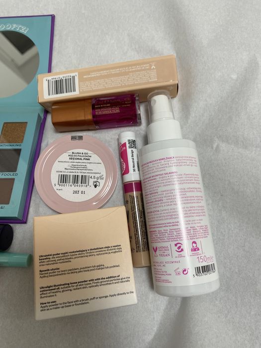 Duzy zestaw nowych kosmeyków colourpop paese revolution nyx