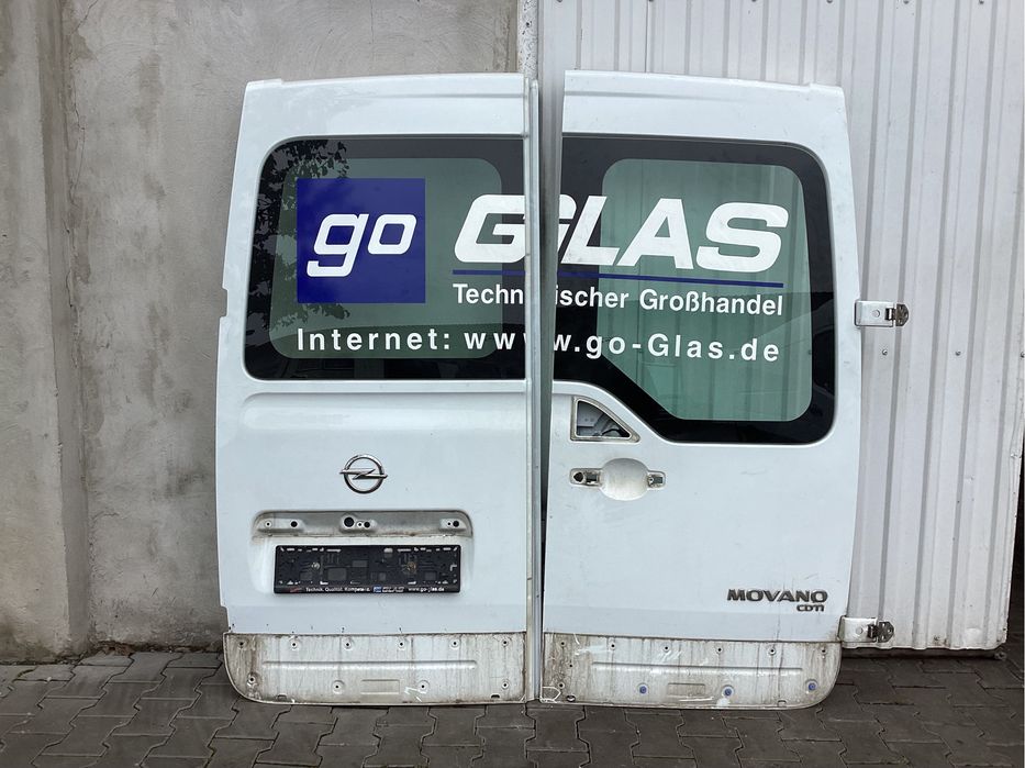 Двері задні низькі Рено Мастер 3 Опель Мовано дверка Нісан NV 400