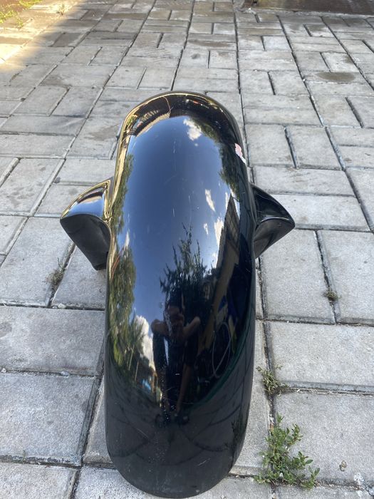 Продам переднее крыло yamaha fz8