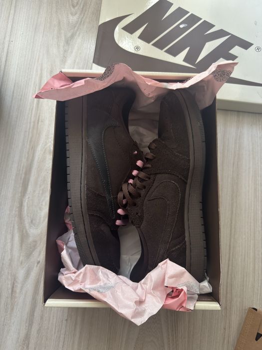 Nike air jordan Travis Scoot