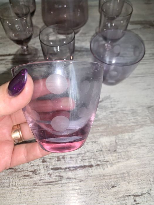 Ваза рюмки графин кувшин  цветное стекло