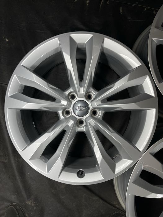 Диски R19 5x112 Et28 8.5J. Audi Q7 Q5 Q3 A8 A7 A6 C8 C7 A5 A4 VW Touar