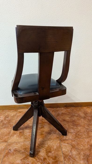 Cadeira giratória Antiga