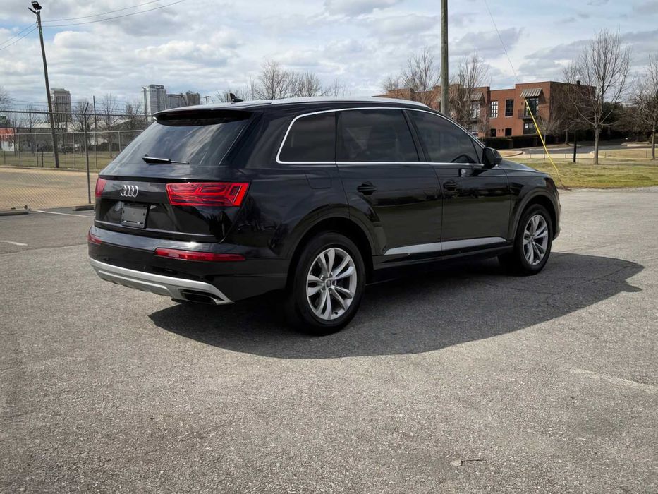 Audi Q7 quattro Premium 45 TFSI      2019
