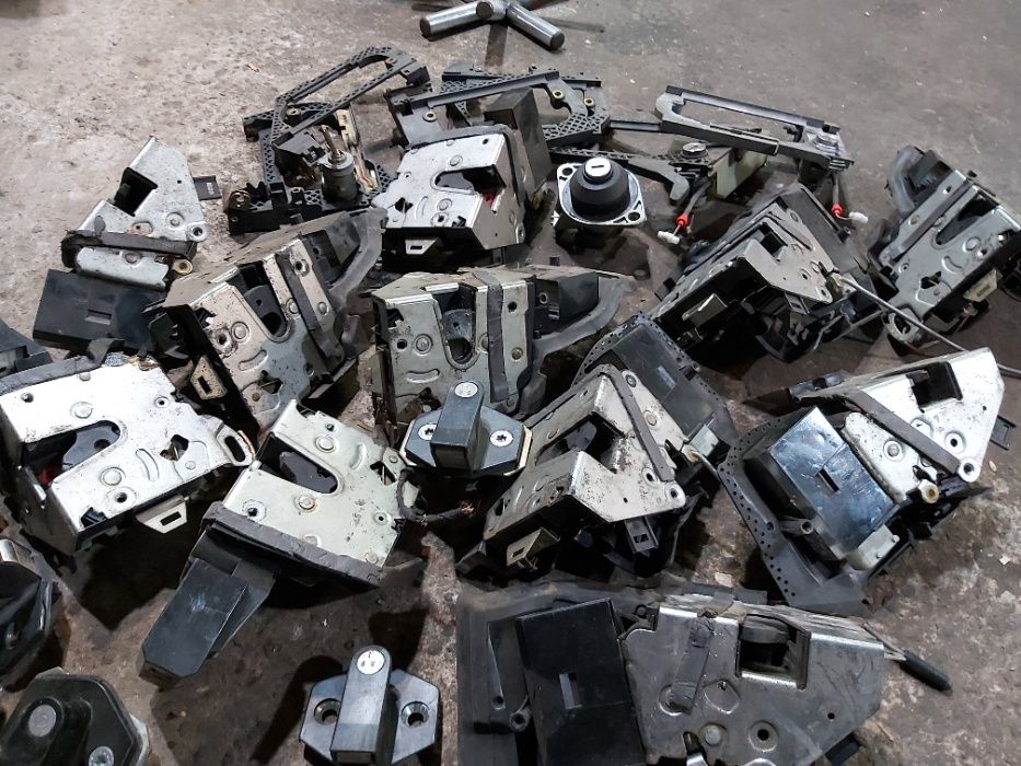 Замки двери бмв е39