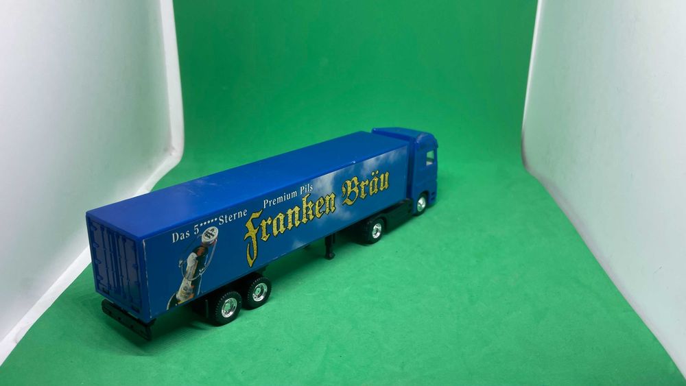 Ciężarówka z naczepą 1 87 jak siku herpa