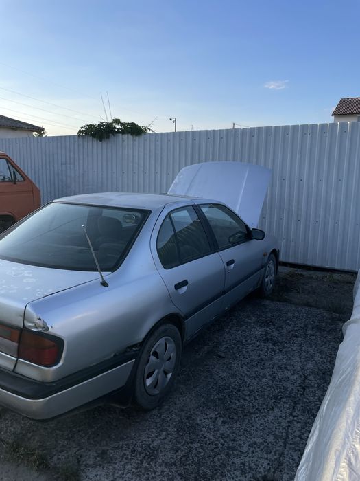 Nissan Primera p10