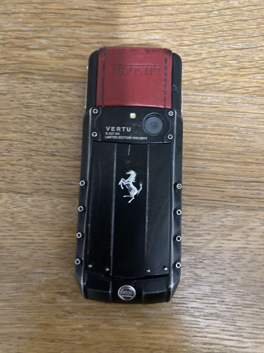 Продам телефон верту