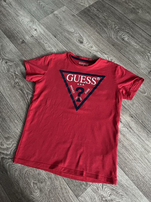 Футболка guess