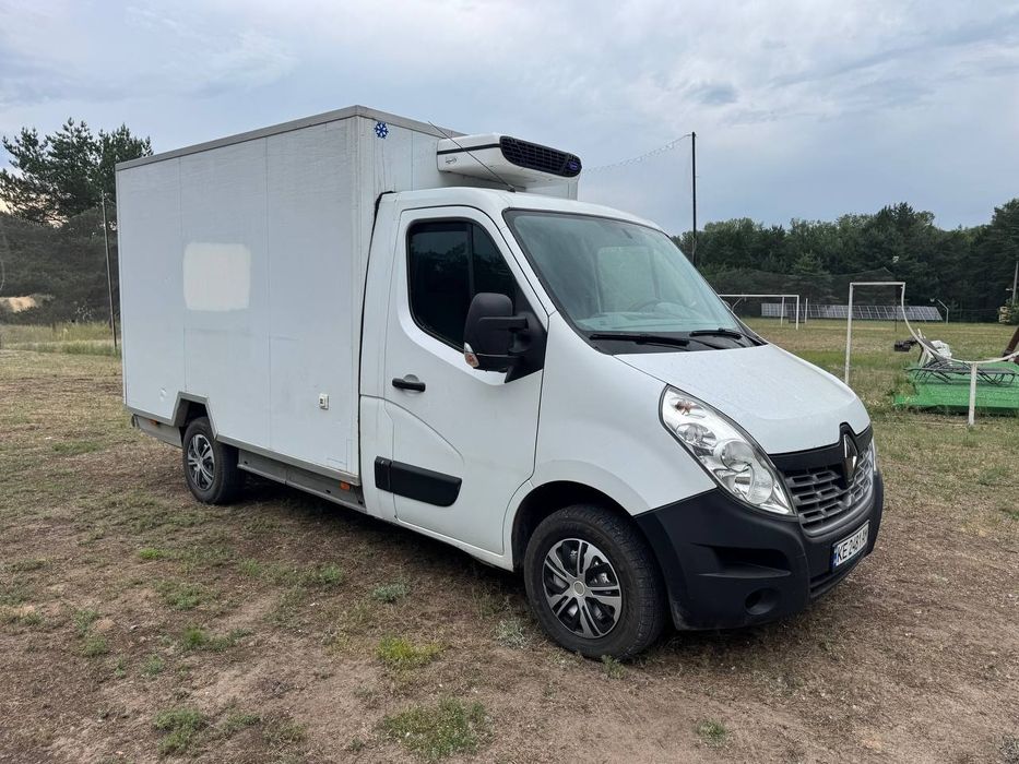 Renault master 2015 года