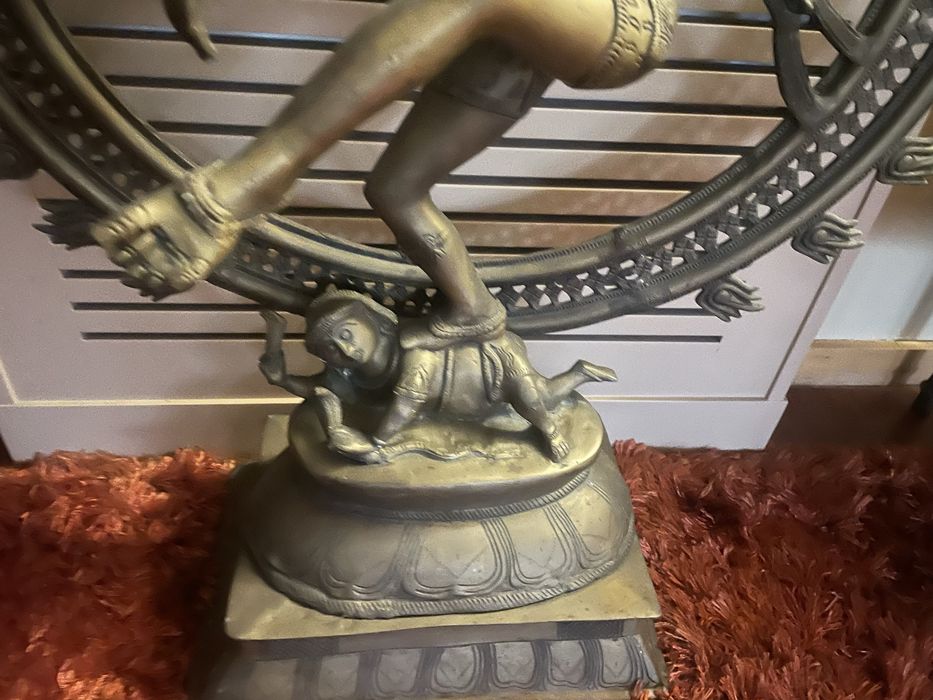 Estatua de Shiva grande