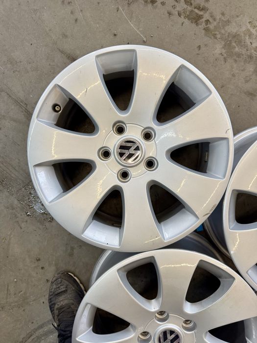 Оригинальные диски skoda r16 7j et45 5x112 4шт