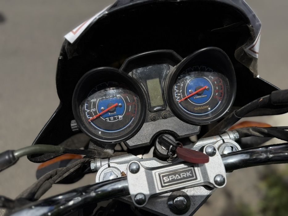 Мотоцикл Spark 200