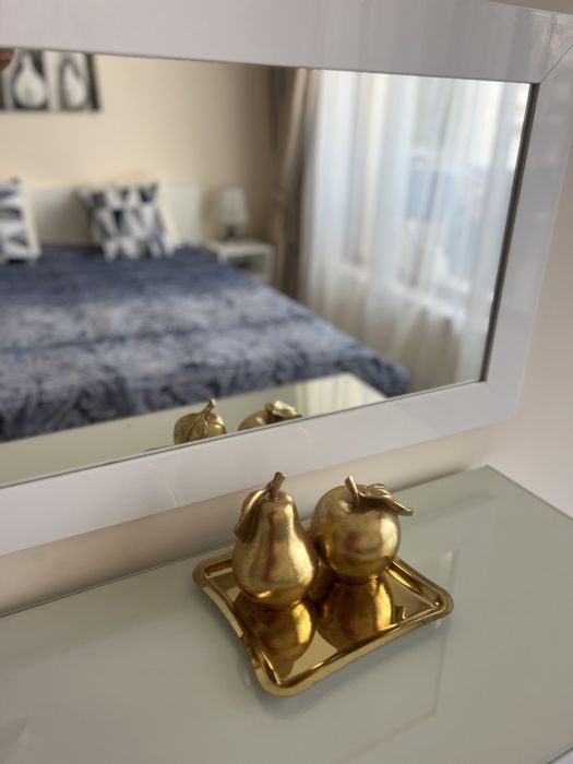 Апартаменты в Варне в комплексе с бассейном первая линия моря