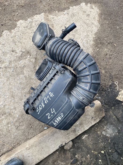 Корпус повітряного фільтра Hyundai Sonata YF hybrid 11-15 28110-4R100