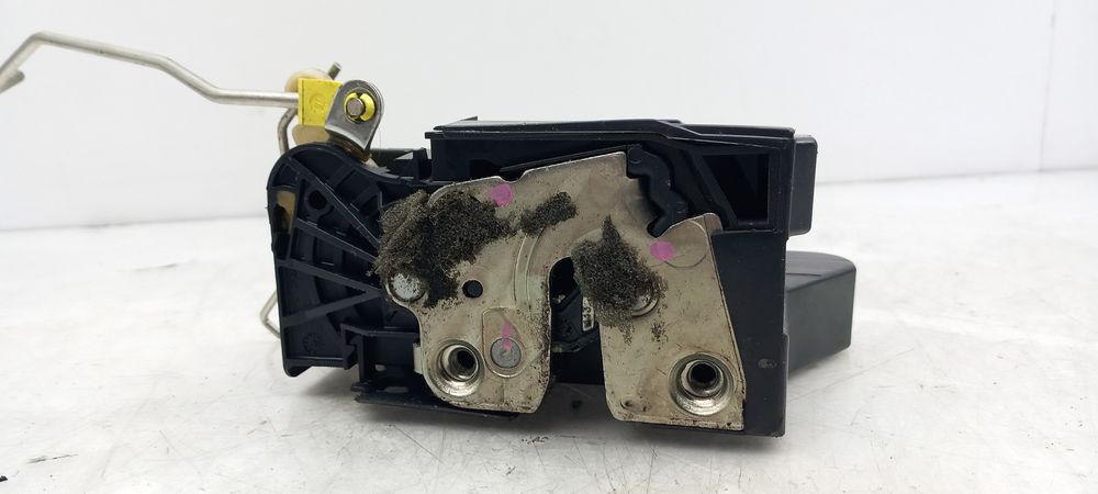 Fechadura / fecho porta frente esquerdo DACIA Sandero II (5S_)