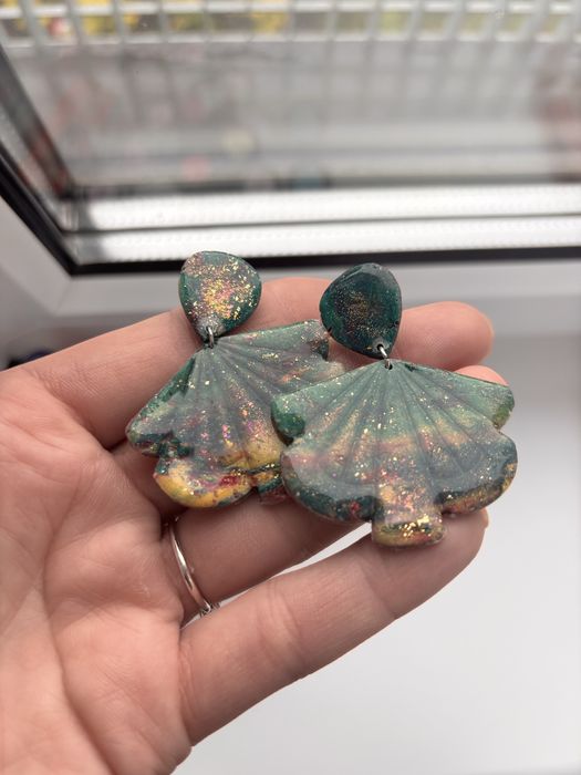 Kolczyki wiszace z gliny polimerowej