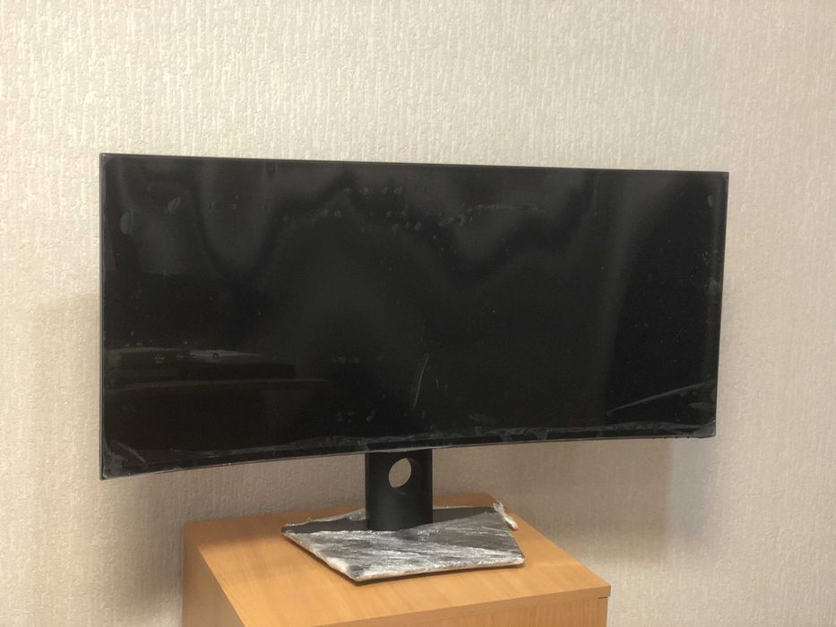 Монітор Dell U3818DW