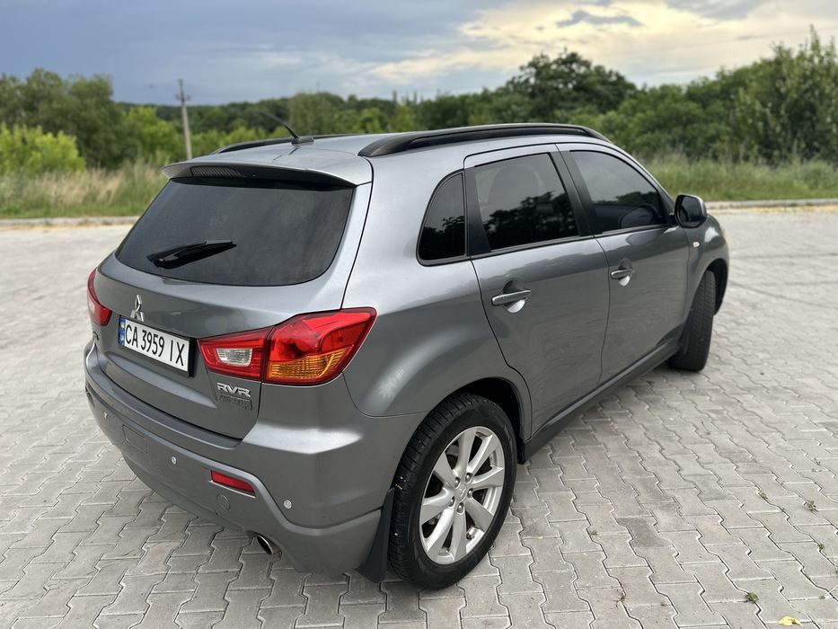 Мітсубіші АSX 2.0 бензин Автомат Повний привід