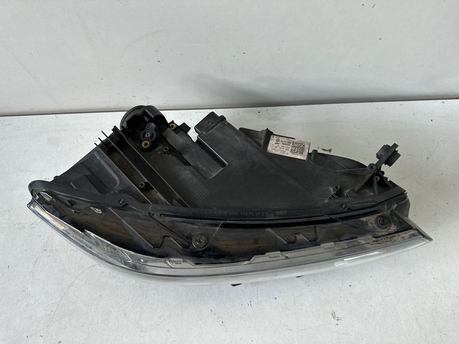 Volkswagen Passat B8 Full Led Dynamic Lampa Prawa